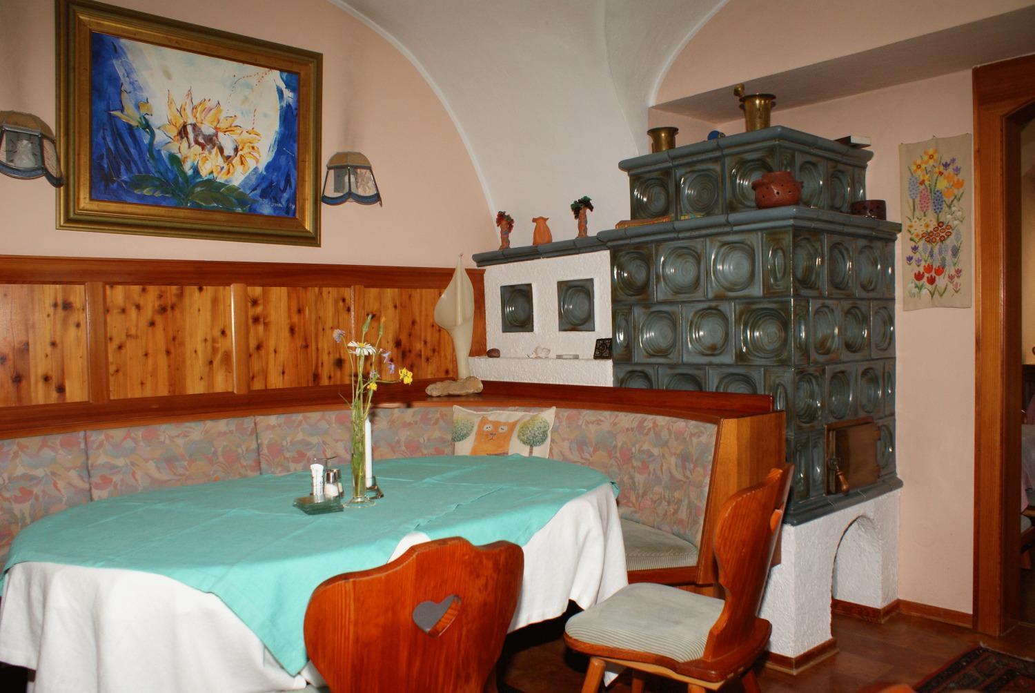 Fruehstueckspension "Schlosswirt" Ossiach Bagian luar foto