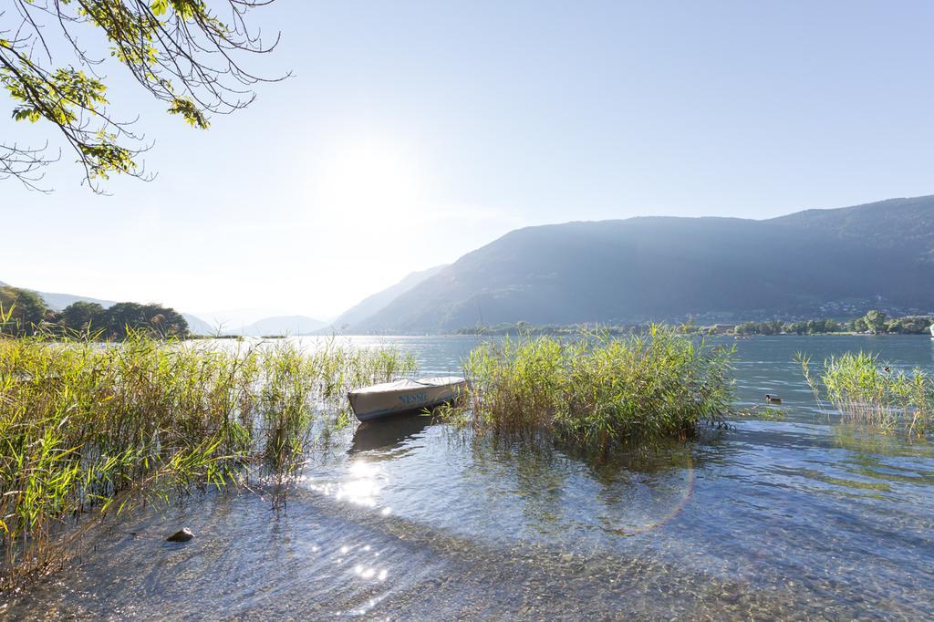 Fruehstueckspension "Schlosswirt" Ossiach Bagian luar foto
